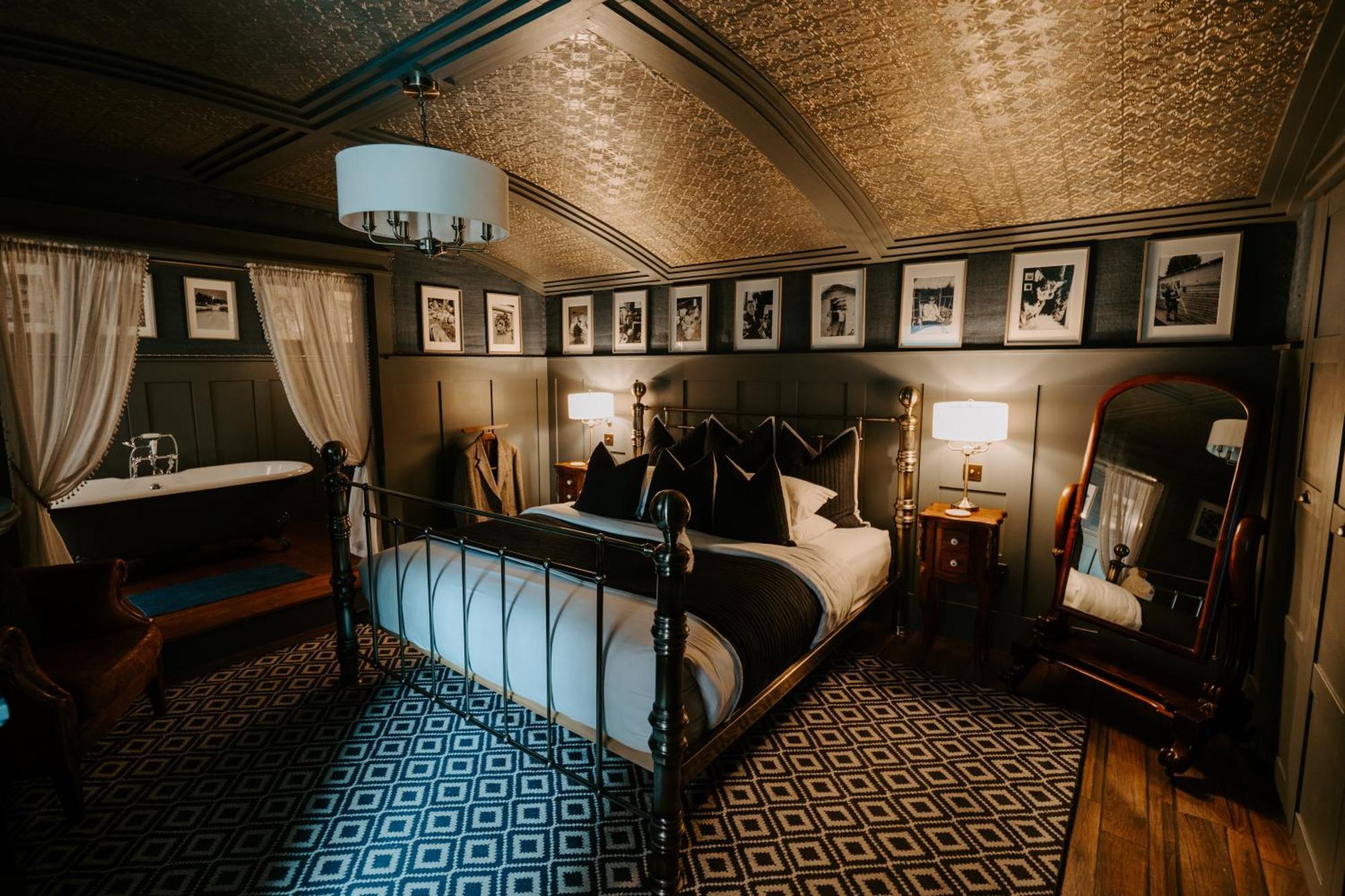 Sheddington Manor - 2 Bedroom Guest House & Cinema Belfast Ngoại thất bức ảnh