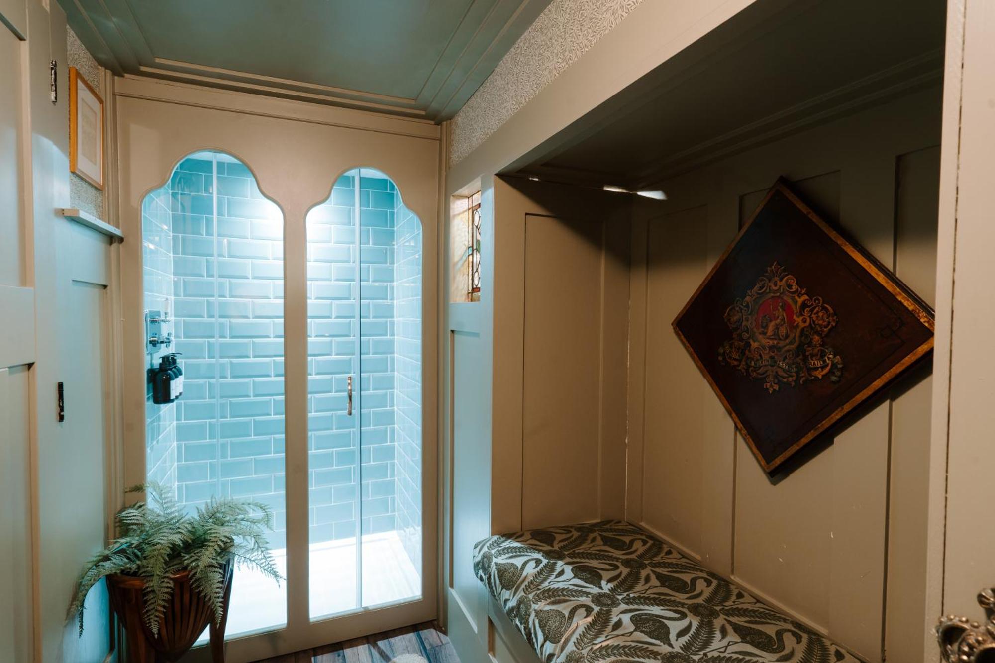 Sheddington Manor - 2 Bedroom Guest House & Cinema Belfast Ngoại thất bức ảnh